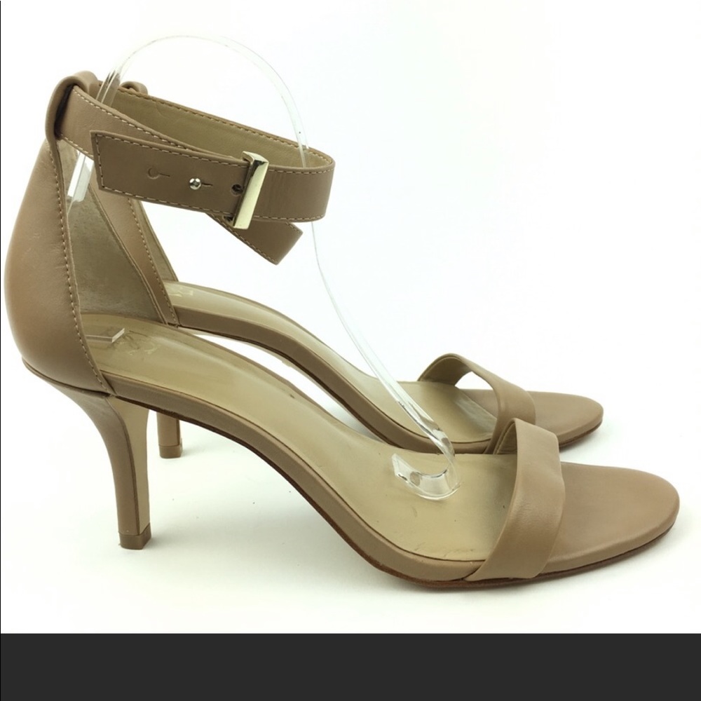 🌺Ann Taylor High Heel Sandal